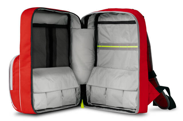 pol_pl_Apteczka-plecakowa-10l-29117_2